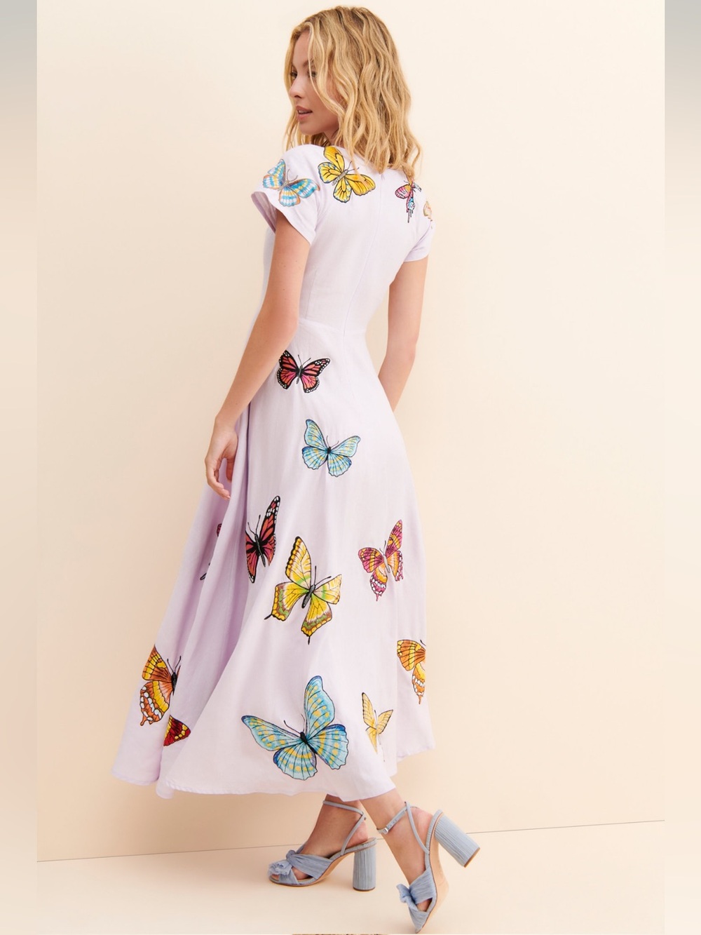 Fanm Mon Lavender Butterfly Embroidered
Papiyon Maxi Dress - Picture 12 of 16